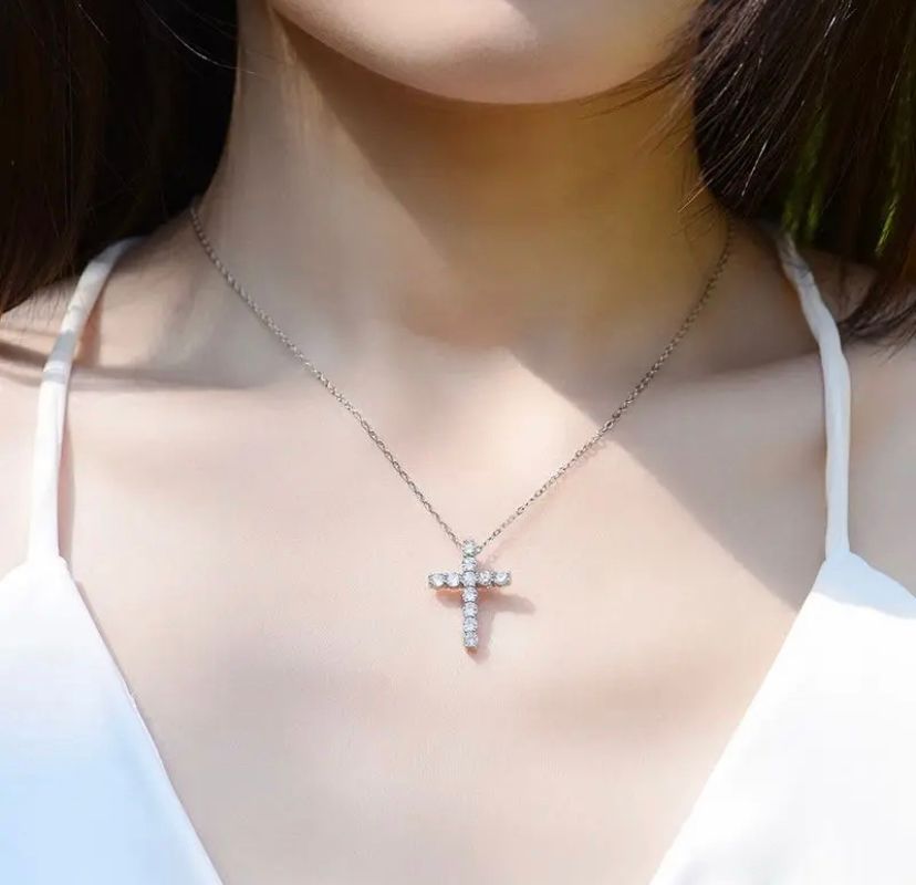 Daisy Philip Moissanite Cross Necklace 1.2Ct Moissanite Necklace Gifts For Her